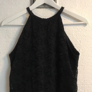 CropTop - Superfin top från bikbok! Använd fåtal gånger🥰