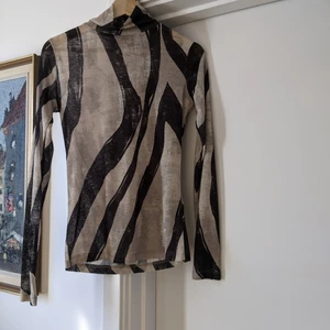 Size s - Excellent condition, 