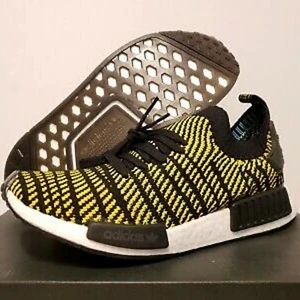 Adidas NMD - Storlek:42.    Skick:8/10        Pris:-599.                    Skriv vid ev. frågor eller bud. Refs finns!