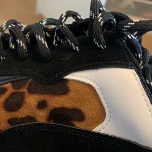 Junky Nakd shoes  - Ett par skor jag köpte på Nakd som inte passar mig, helt oanvända och köpta för ett tag sedan.