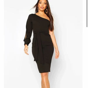 midiklänning med slitsad ärm och knytband - Festklänning, svart, 36