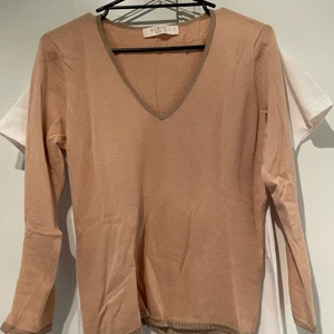 Busnel tröja storlek 34 - Stickad tröja från busnel i storlek 34, bra skick 