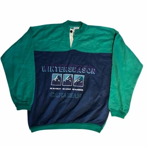 Winterseason - vintage sweatshirt - En fin grön och lite lilaktig sweatshirt som verkligen påminner om 80-talet som också är trendigt just nu. Köpt på en vintagebutik i USA