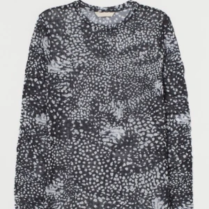 Mesh Topp från Hm - Topp från hm i storlek XS👚🥰