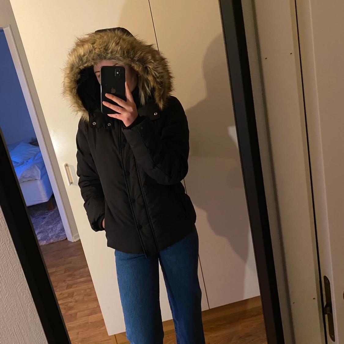 Vinterjacka m pälskrage HM strl 40 - 90