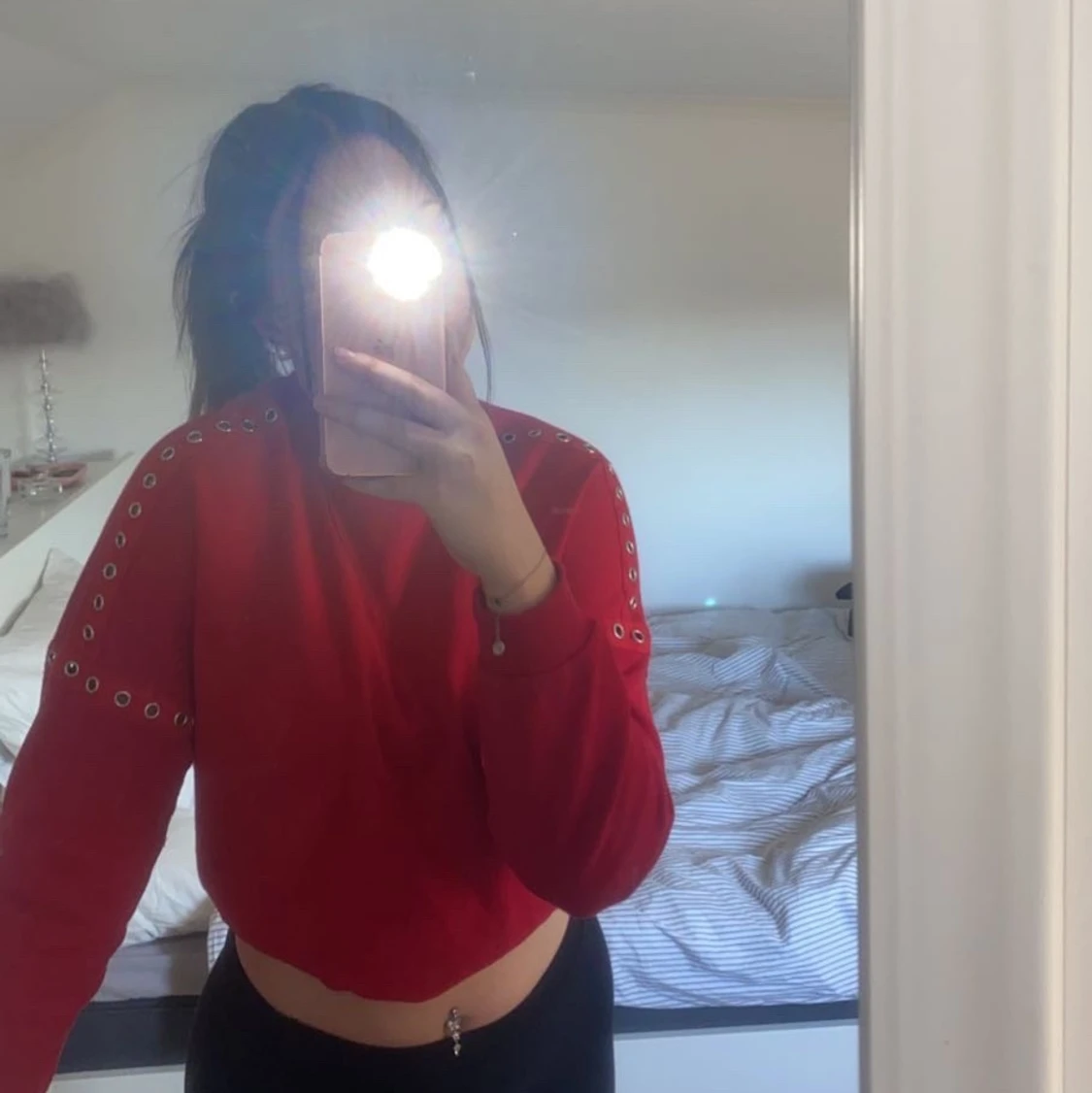 Röd sweatshirt strl S