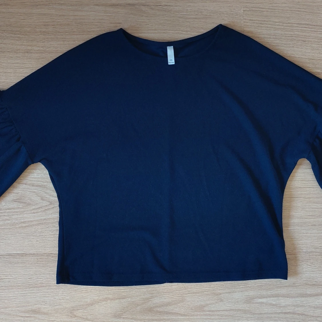 Mörkblå tröja, wide sleeve  - 90