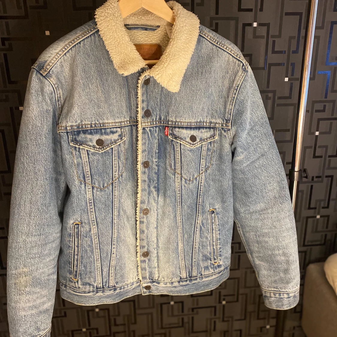 Levis sherpa jacket
