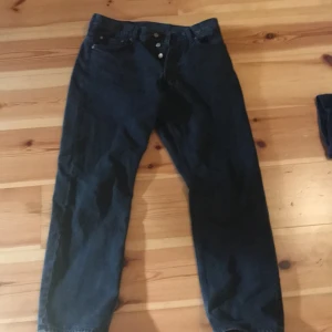 Weekday black Jeans  - Cond:8/10 ganska blekta 