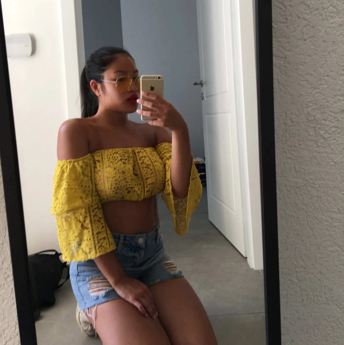 Yellow Lace Off-the-shoulder Top - 90