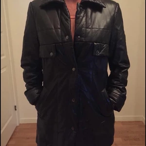 Äkta skinnjackan  - Nypris mellan 6000-7000kr