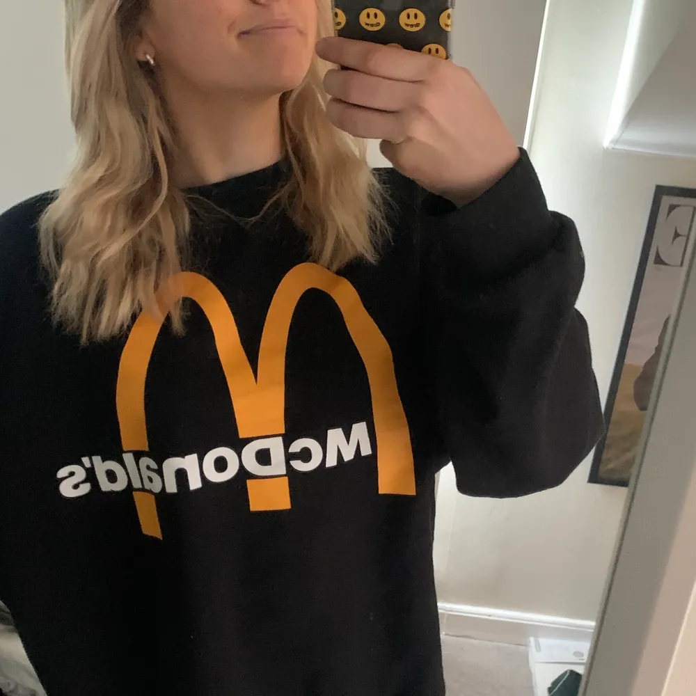 Mcdonalds Troja Fran Zara Strl L