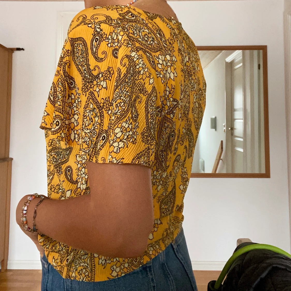 Blus från Gina Tricot - 90