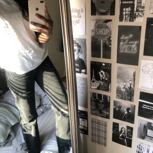 ⚡️Full length jeans från Zara⚡️ - Långa men går även att klippa, skit snygga och knappt använda. FRAKT INGÅR EJ