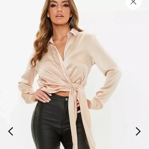 Blus - Jätte söt blus i stl sx-s💕