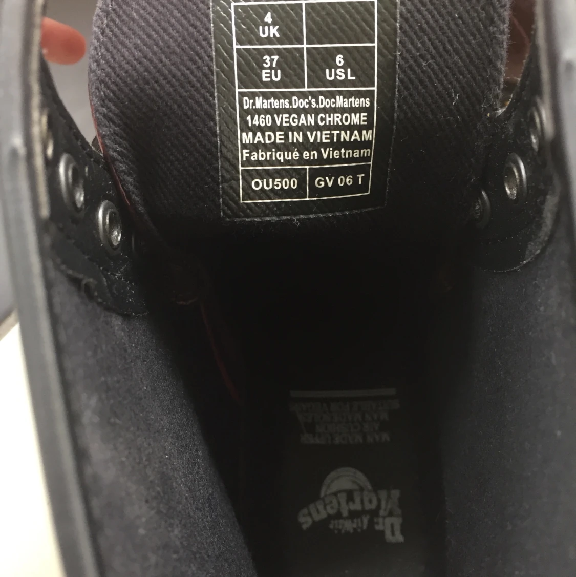 Helt oanvända veganska doc Martens!!!!  - 91