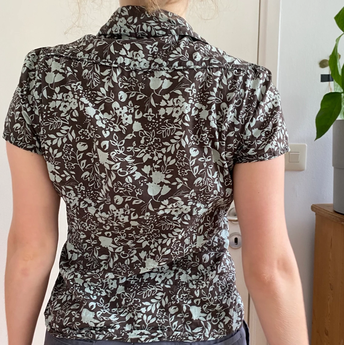 Sommar skjortblus med marmor knappar - 90