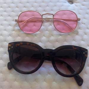 solglasögon perfekt till sommaren, sitter bra på och jätte söta. 50kr tillsammans eller 30 styck! ✅dom rosa är kvar!✅❌ inte dom svarta! ❌