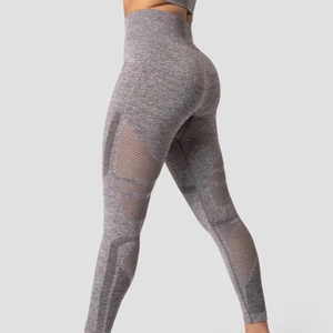 Iciw tights - Säljer dess tights i strl XS då de tyvärr var lite för små! De är aldrig använda utan endast testade. De finns ej kvar att köpa på hemsidan. De sitter skitsnyggt och är seamless med hög midja. För fler bilder/frågor kom gärna privat!❤️