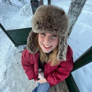 Pälsmössa - Säljer denna pälsmössa ”! Frakt: 44kr🌸