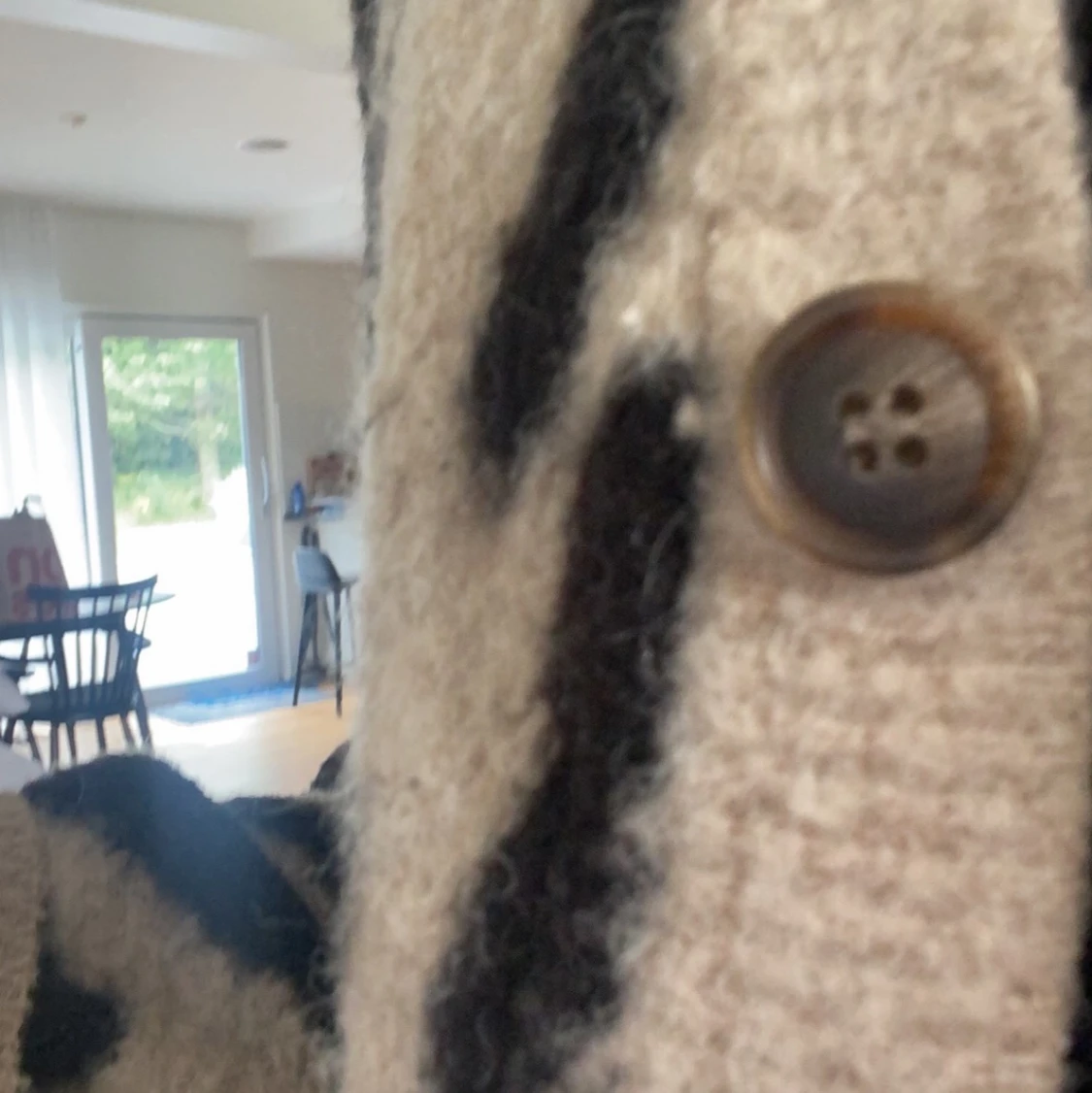 En varm tigermönstrad kofta från NAKD - 91