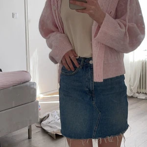 Jeanskjol - Jeanskjol säljes! Köparen står för frakt!