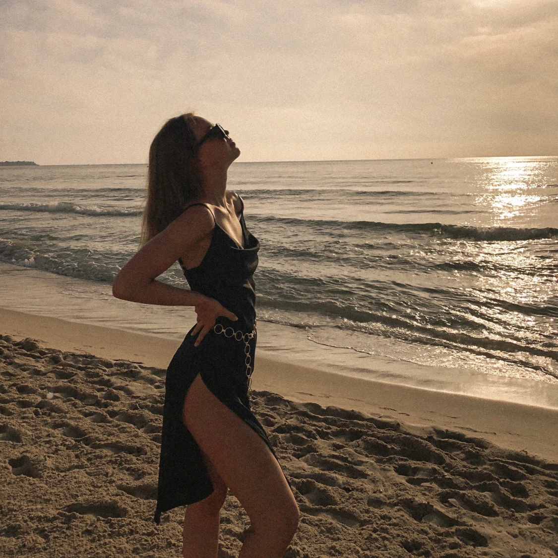 Satinklänning strl XS