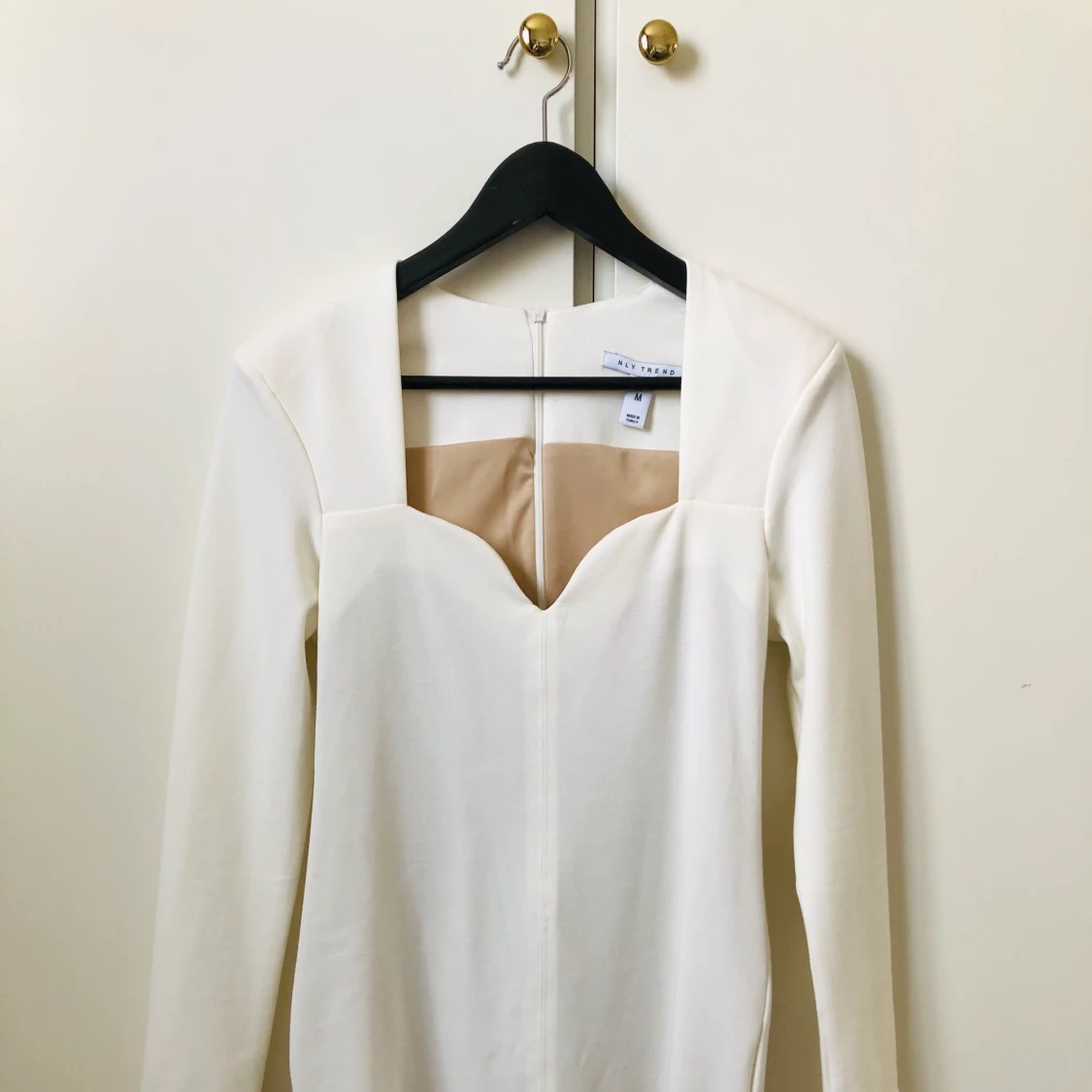 Cremefärgad klänning 