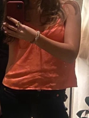 Super fin topp! - Så fin aprikos färgad topp från Plain vanilla🍑🫰☀️