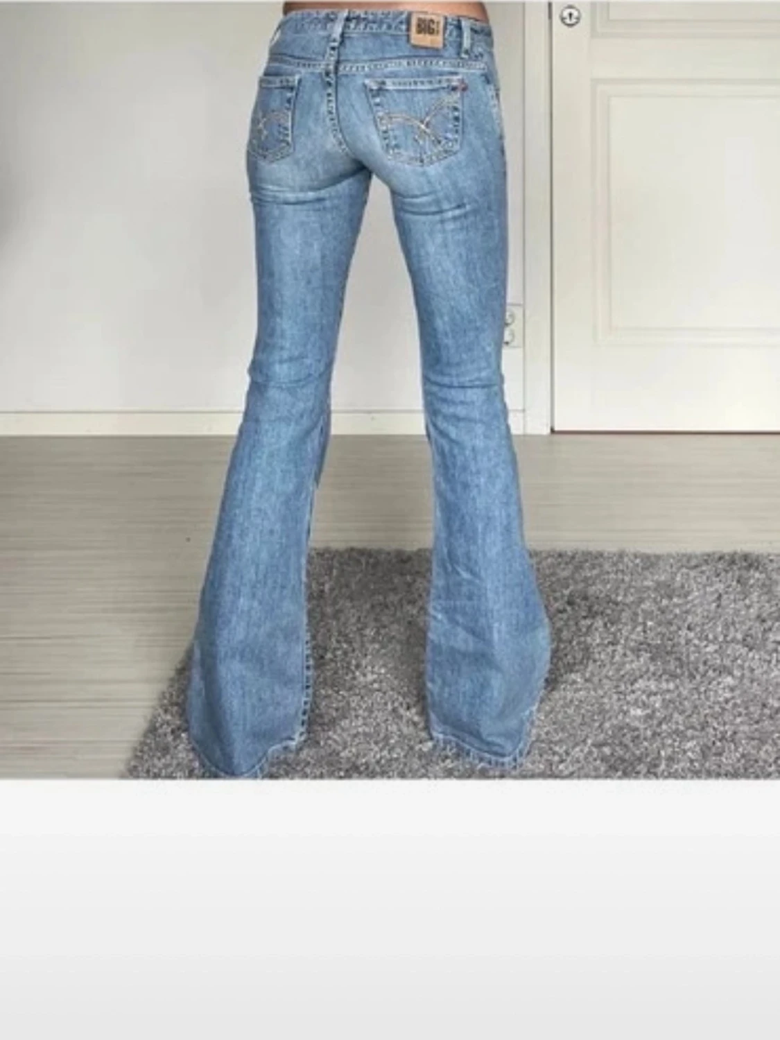 Ljusblå bootcut jeans från Big Star - 1