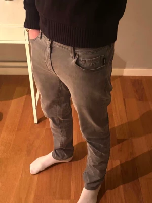 Tramarossa Leonardo Slim Jeans - Tramarossa Leonardo Slim "18 Moons Wash" Jeans | Modell: Leonardo | Slim fit | Skick: Mycket fint | Nypris: 4000+ kr | Storlek: W31 | Hör av dig vid minsta fundering eller fråga 📦
