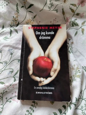 Om jag kunde drömma av Stephenie Meyer - Säljer boken 'Om jag kunde drömma' av Stephenie Meyer, I twilight serien 