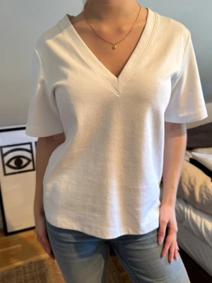 Lindex tshirt  - Helt ny 