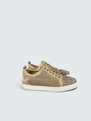 Christian Louboutin Sneaker - Skick: 8,5/10. | Ingår: endast skor. | Nypris: +- 8000 SEK.