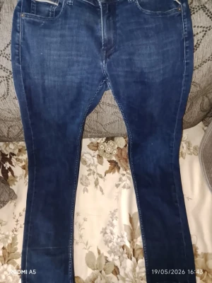 Mörkblå skinny jeans från Replay - Snygga mörkblå, Slim fit jeans från Replay, . Grooves style, ganska bekväma har knappast använt dem då de sitter för tajt på mina lår.