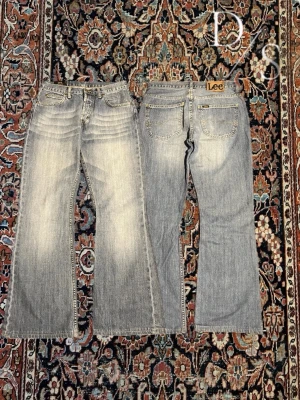Vintage bootcut Lee jeans - Riktigt schyssta bootcut jeans från lee. Modellen är ”Denver”| bra skick | skriv vid frågor|   •Midja: 39cm •Längd:100cm •Innersöm:70cm •Benöppning:24cm