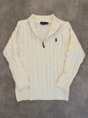 Polo Ralph Lauren  - En snygg och skön Ralph Lauren knit wear, jag vill sälja den för att det är inte min still.