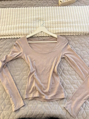 Topp från GinaTricot - Använder inte