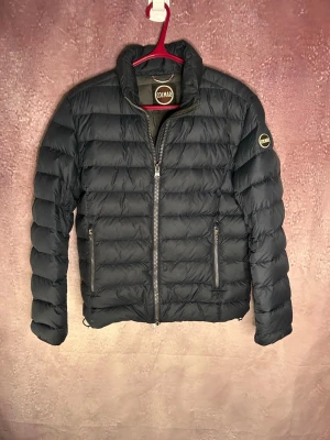 Colmar jacka  - Mycket fint skick | Size S | fraktar inom 24 timmar | för att köpa klicka ”köp nu” | vid frågor eller funderingar är det bara att skicka ett meddelande | följare får bättre rabatter🙌