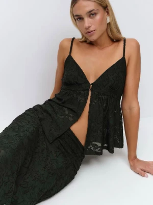 Set från GinaTricot - Superfint set från GinaTricot som tyvärr är lite för litet för mig som är helt nytt med alla lappar kvar💌Toppen är i storlek XS och kjolen i S ❣️