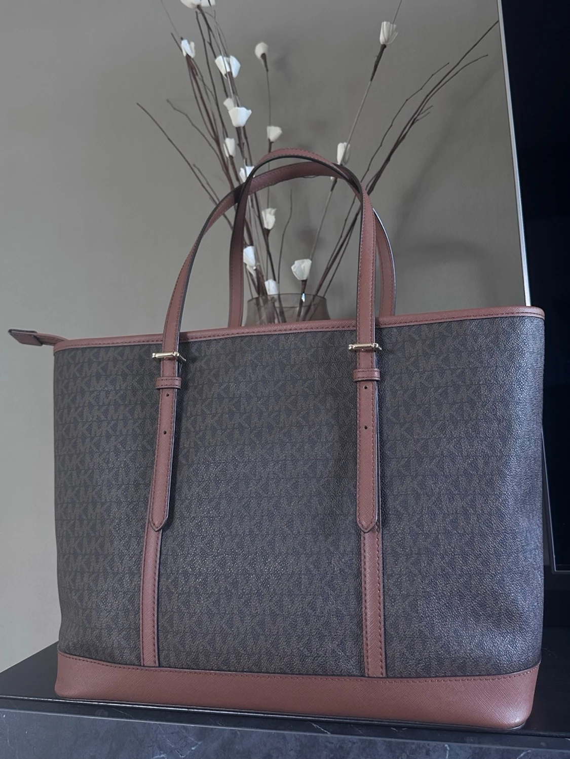 Brun Michael Kors handväska - 1