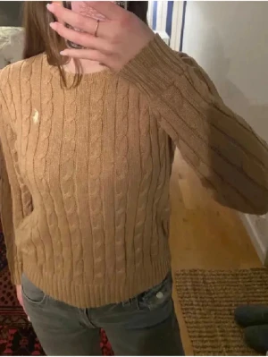 Stickad tröja från Ralph Lauren - Säljer denna tröja då den inte används längre, inga defekter💘