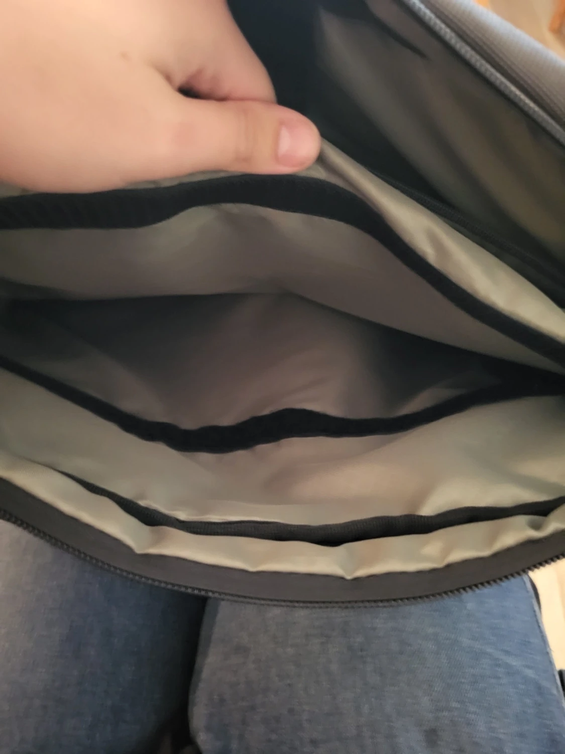 Shoulder sling laptop bag - 3