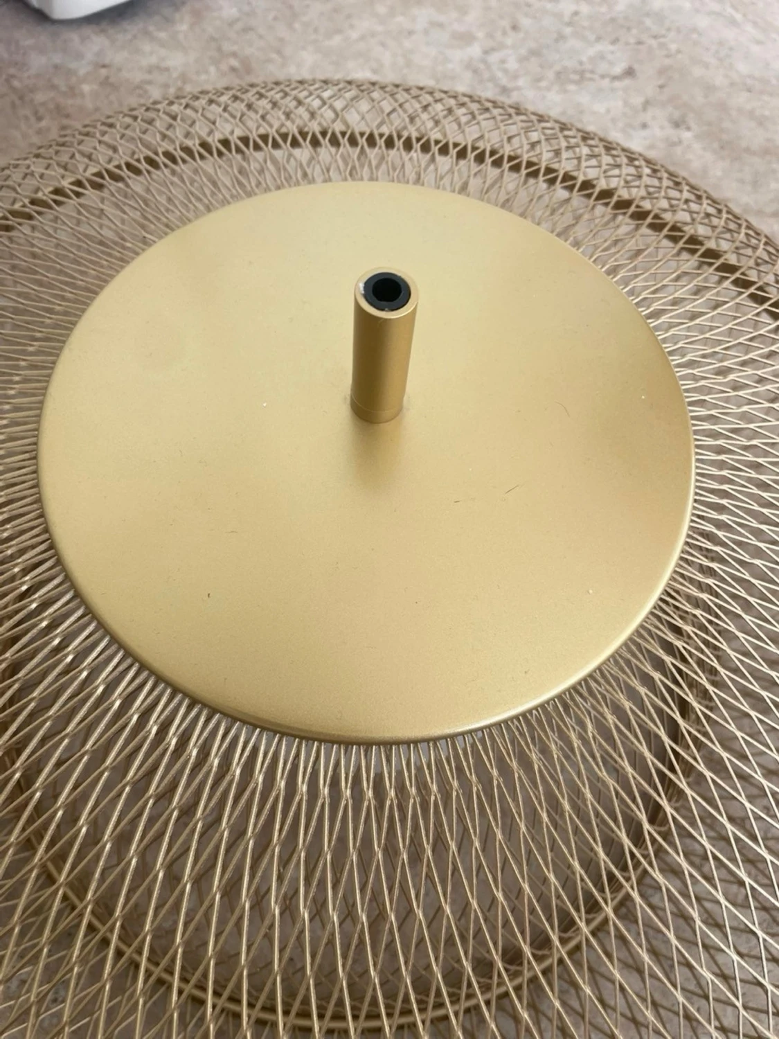 Guldig lampskärm i metallnät - 2
