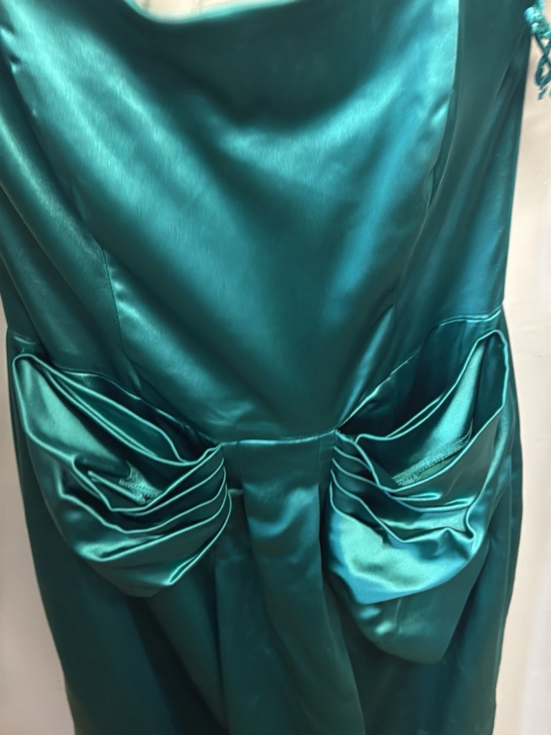 Turkos satin klänning med rosett - 1