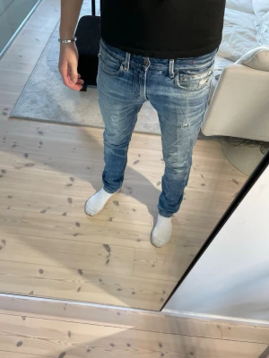 Feta Replay Jeans! 👖  - Replay jeans | Storlek 31/34 | Mycket bra skick | Billigare pris vid köp av fler jeans på min profil | Skriv till mig vid frågor‼️📩