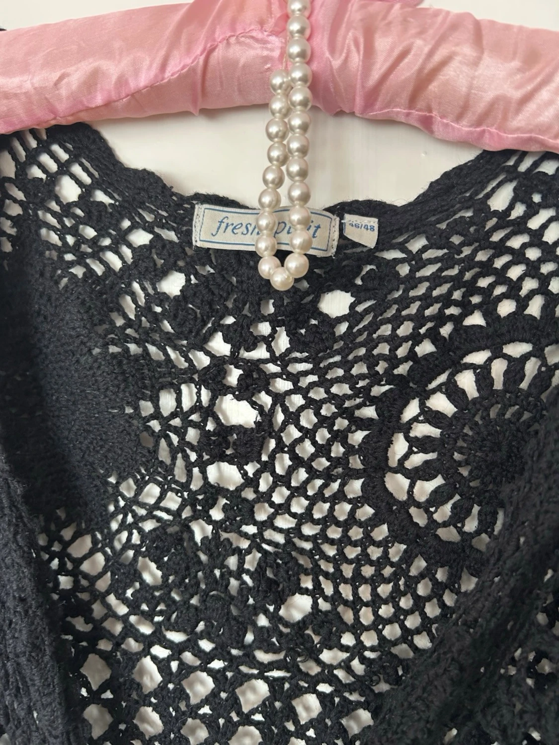 Svart virkad kofta från Fresh Point - 1