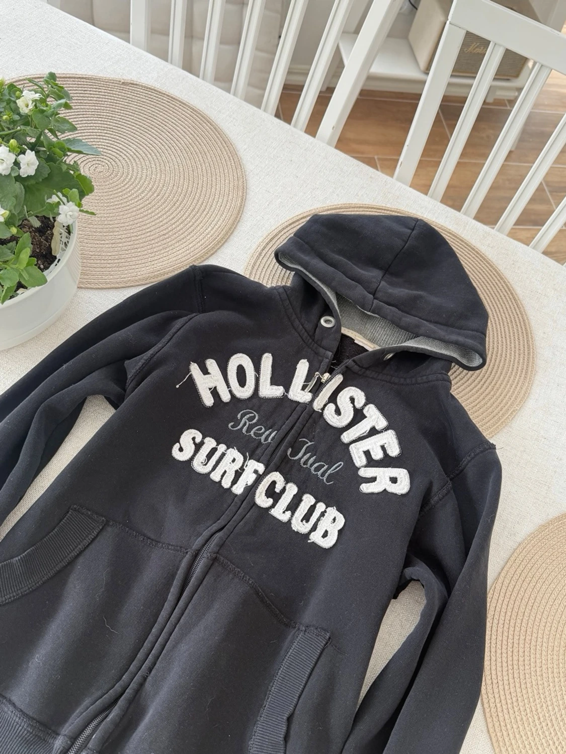 Hollister zip   - 2