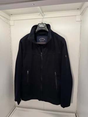 Paul & shark jacka - Schysst jacka från Paul & Shark , bra skick. Storlek L men passar även M