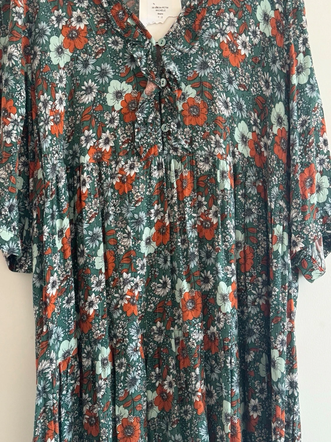 Blommig grön kortklänning - 2